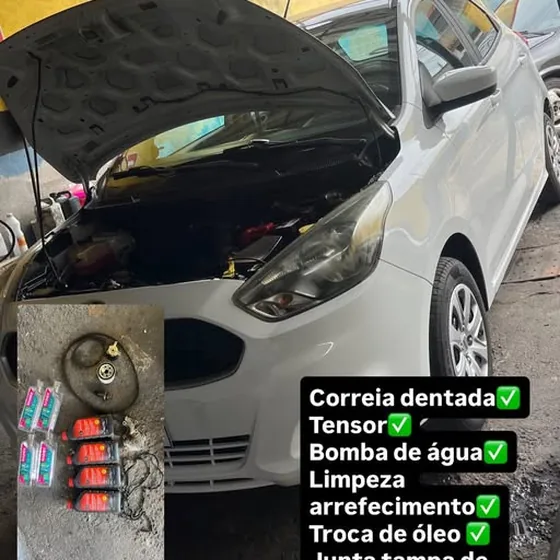 Carro em serviço com a lista do que foi trocado
